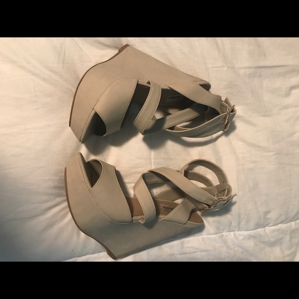Steve Madden wedges
